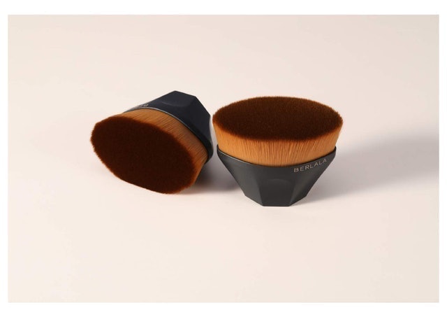 Berlala Professional Foundation Brush 1