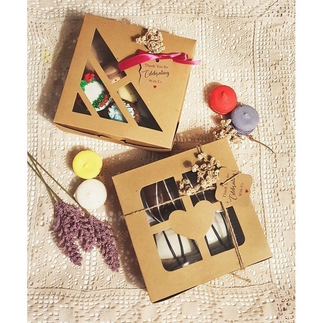 Secret Barn Box Kue Window 1