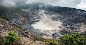 Tour Tangkuban Perahu 1
