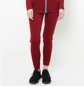 10 Rekomendasi Celana Panjang Wanita Terbaik untuk Lari 10 Rekomendasi Celana Panjang Wanita Terbaik untuk Lari