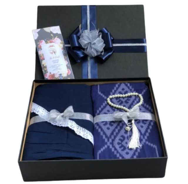 Hiya Hampers Wedding Gift Set Mukena Renda dan Sarung 1