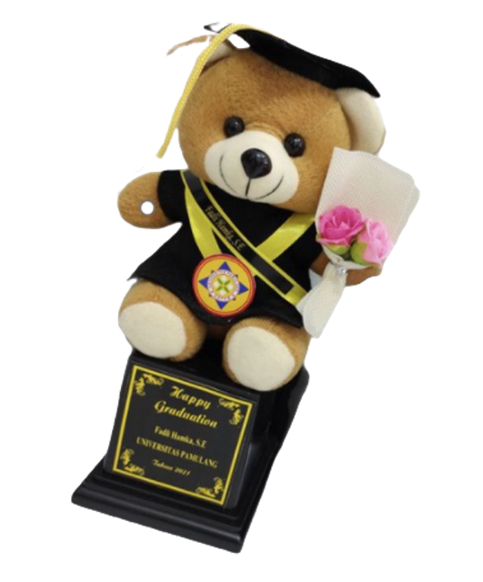 Piala Wisuda Karakter Boneka 1
