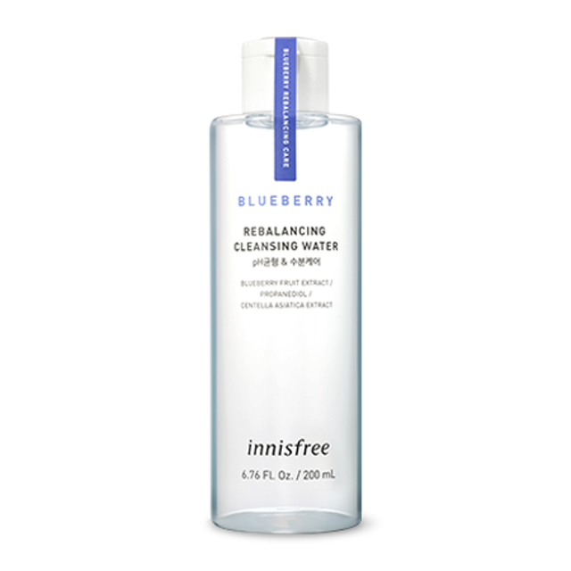 Innisfree Blueberry Rebalancing Cleansing Water 1
