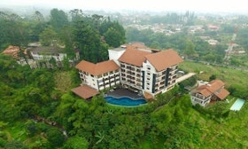 10 Rekomendasi Hotel Terbaik di Bogor (Terbaru Tahun 2022) 3