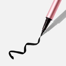 SASC Magic Eyeliner Perfector 1