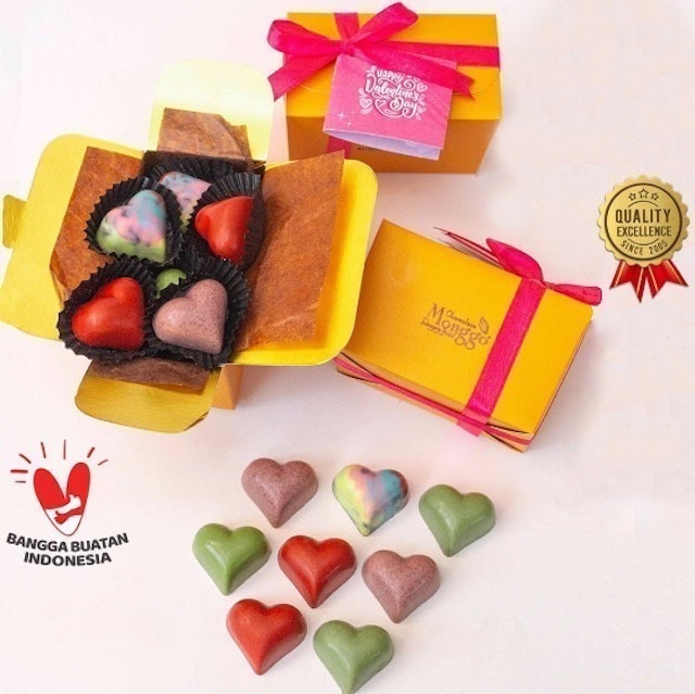 Chocolate Monggo Lovely Heart Chocolate Pralines 1