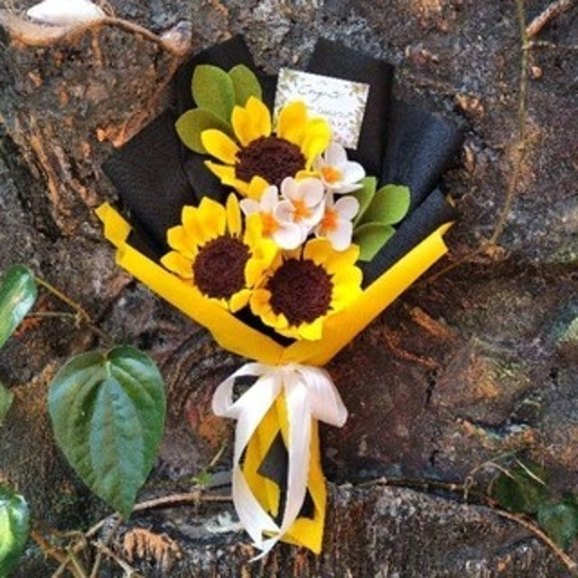 Flannel Bouquet Sunflower  1