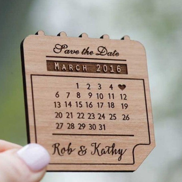 Undangan Kayu Bentuk Tanggalan 1