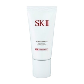 Procter & Gamble SK-II Atmosphere Airy Light UV Emulsion 1