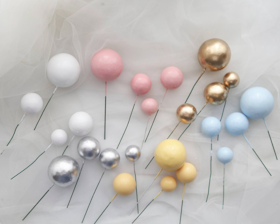 Cake Topper Hiasan Kue Bola 1