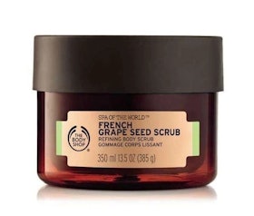 The Body Shop Spa Of The World French Grape Seed Scrub 1