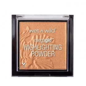 wet n wild MegaGlo Highlighting Powder 1