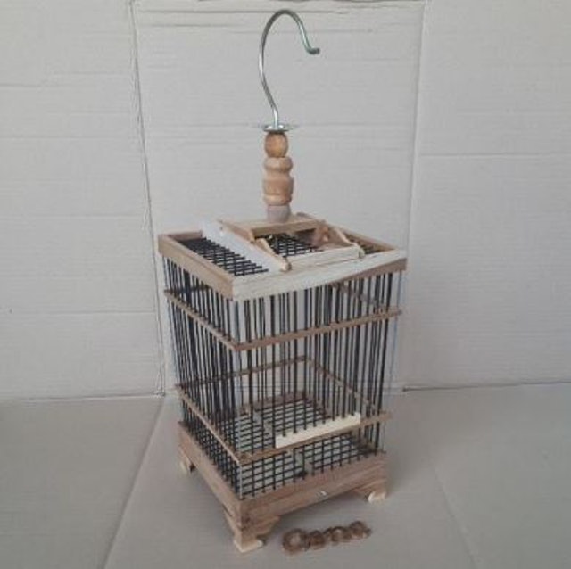 Sangkar Burung Kecil Jati Bambu Ruji Hitam 1