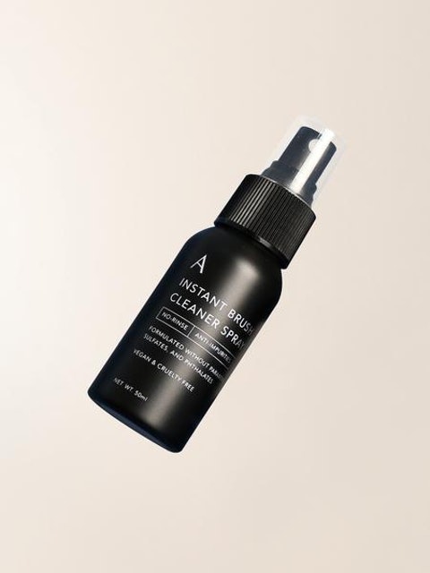 Aeris Beaute Instant Brush Cleaner Spray 1