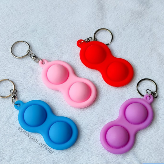 Pop It Gantungan Kunci 2 Lubang 1