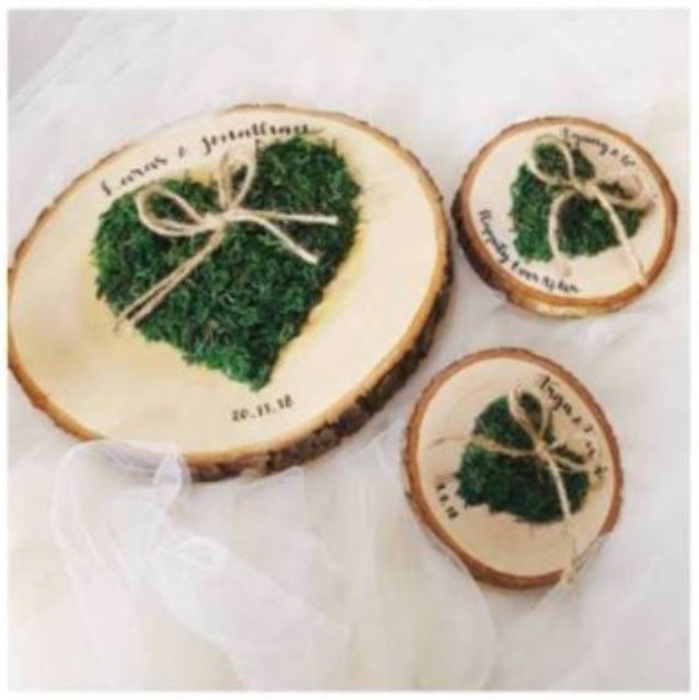 Ring Pillow Wood Slice 1