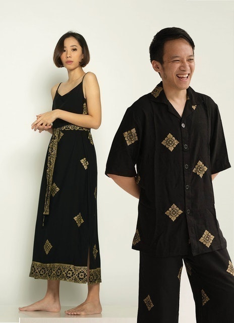 Oemah Etnik Black Strap Dress & Men Prada Shirt 1