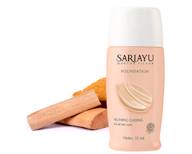 Martina Berto Sariayu Liquid Foundation 1