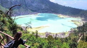 Tour Kawah Putih 1