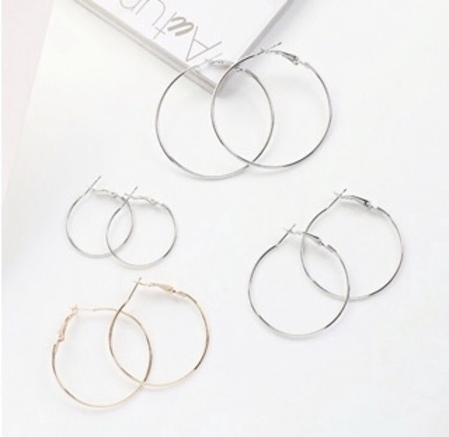 Anting Hoop Besar 1
