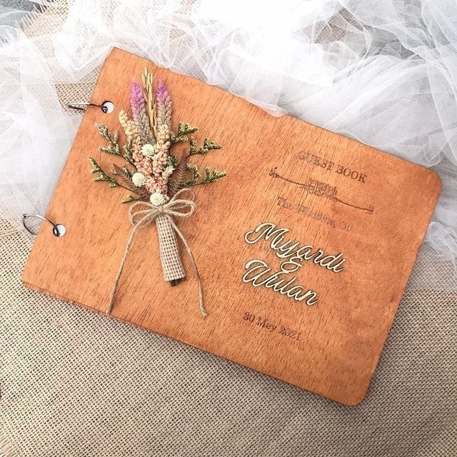 Buku Tamu Pernikahan Tema Rustic 1