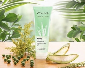 Wardah Nature Daily Aloe Hydramild Multifuntion Gel 1