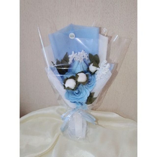 Buket Bunga Lily Flanel  1