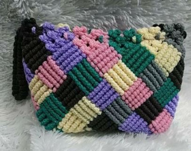 Dompet Rajut Tali Kur  1