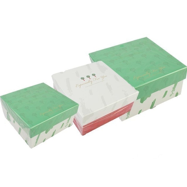 Miniso  Kotak Hadiah Kotak Packaging Apple Tree Gift Box 1