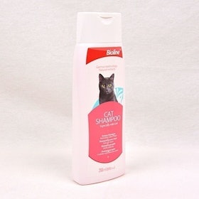 Bioline Cat Shampoo Especially Mild Care 1
