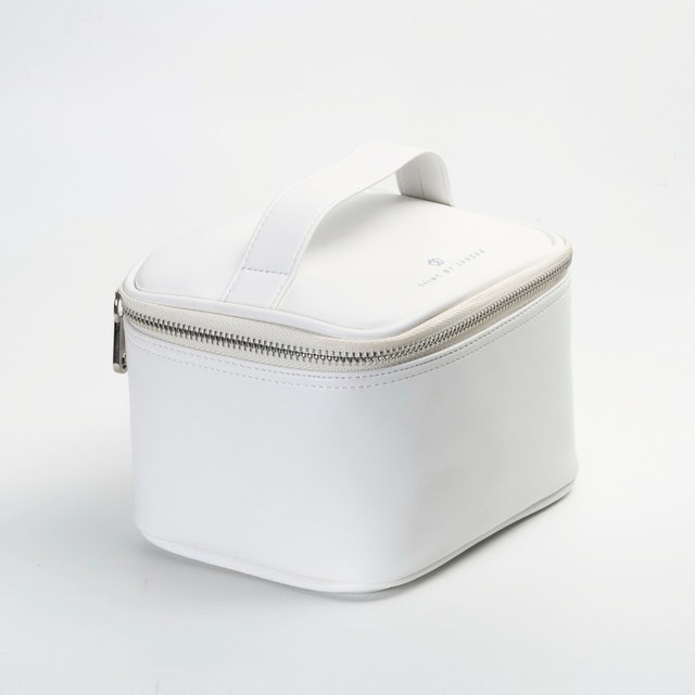 Saint by Sandra Saint Anniversary Make Up Bag 1