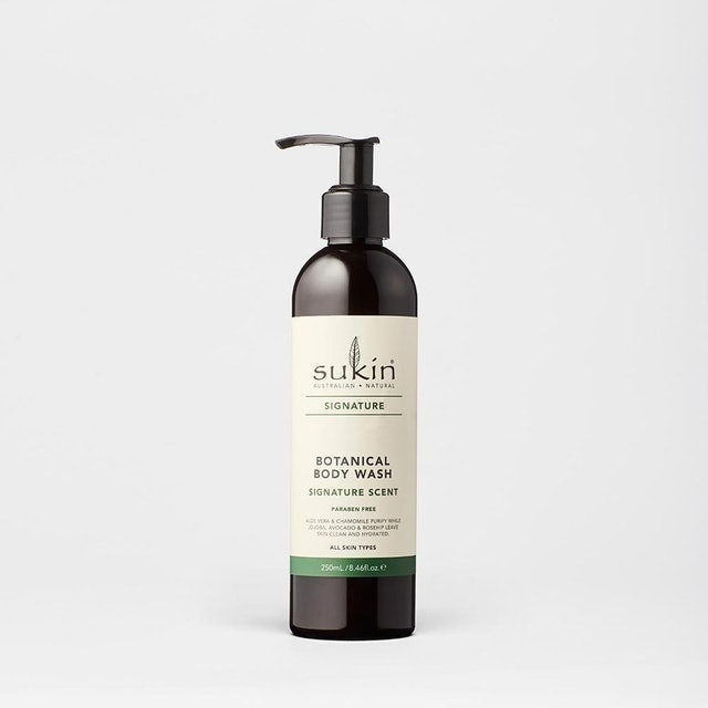 Sukin Signature Botanical Body Wash  1