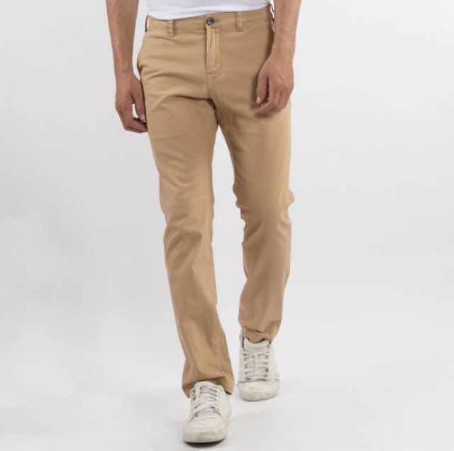 10 Merk  Celana  Warna Khaki Terbaik  untuk Pria Terbaru 