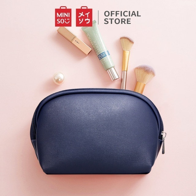 MINISO Simple Shell Shaped Cosmetic Bag 1