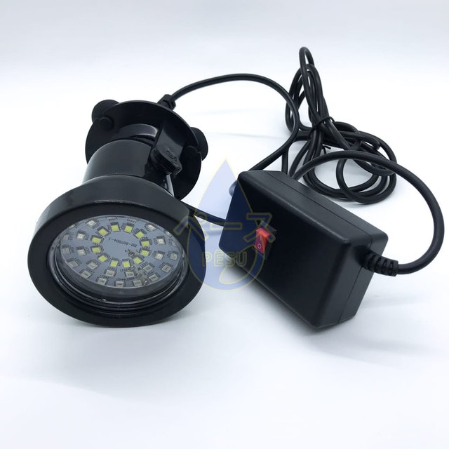 Yang  Lampu Taman Air  1