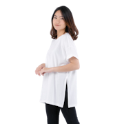 10 Merk Kaos Polos Putih Terbaik untuk Wanita (Terbaru Tahun 2022)