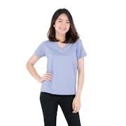 10 Merk Kaos Polos Biru Terbaik untuk Wanita (Terbaru Tahun 2022)