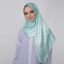 10 Merk Jilbab Satin Terbaik (Terbaru Tahun Ini)