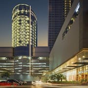 10 Rekomendasi Hotel Terbaik di Surabaya (Terbaru Tahun 2022)