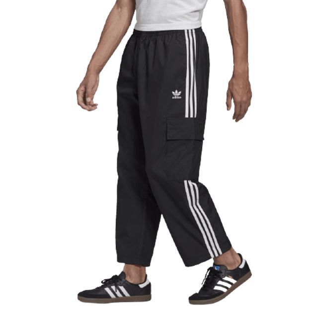 10 Celana Training Merk Adidas Terbaik untuk Pria (Terbaru Tahun 2021