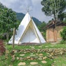 10 Rekomendasi Tempat Glamping Terbaik di Bogor (Terbaru Tahun Ini)