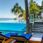 10 Rekomendasi Hotel Terbaik di Lombok (Terbaru Tahun 2022)